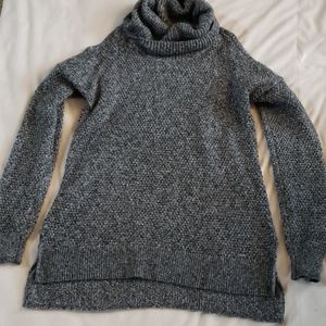 Hollister sweater